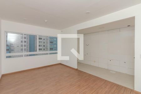 Sala de apartamento à venda com 2 quartos, 50m² em Rubem Berta, Porto Alegre