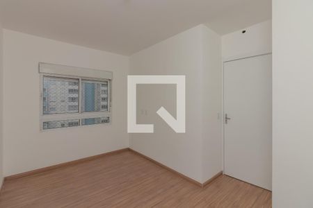 Quarto 2 de apartamento para alugar com 2 quartos, 50m² em Rubem Berta, Porto Alegre