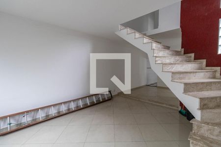 Sala de casa à venda com 3 quartos, 119m² em Vila Paranagua, São Paulo