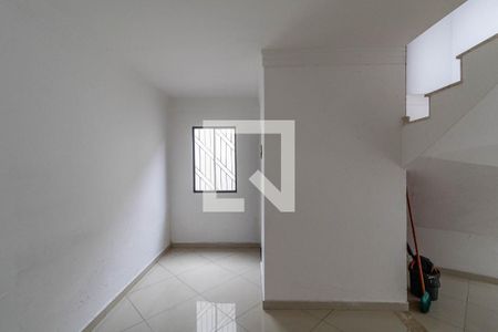 Sala de casa à venda com 3 quartos, 119m² em Vila Paranagua, São Paulo