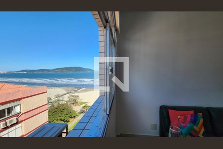 Vista da Sala de apartamento para alugar com 1 quarto, 58m² em Pompéia, Santos