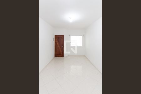 Sala de casa de condomínio à venda com 3 quartos, 120m² em Vila Santa Terezinha (zona Norte), São Paulo