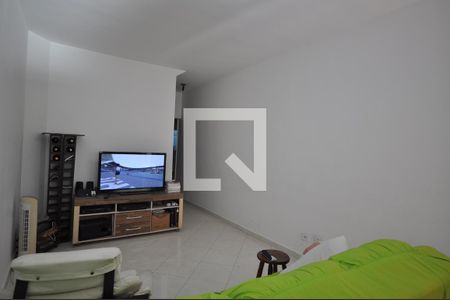 Sala de casa de condomínio para alugar com 3 quartos, 120m² em Vila Santa Terezinha (zona Norte), São Paulo