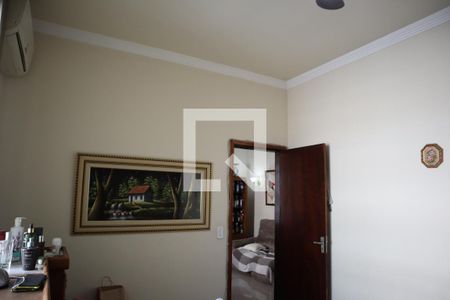 Quarto 1 de casa à venda com 3 quartos, 110m² em Irajá, Rio de Janeiro