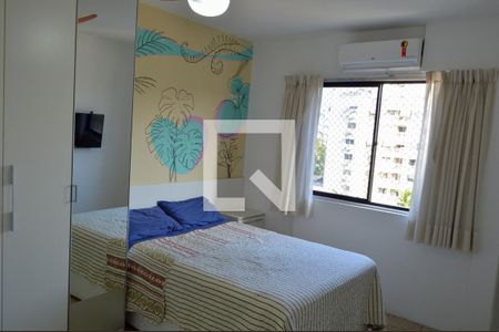 Quarto 1 de apartamento para alugar com 2 quartos, 72m² em Taquara, Rio de Janeiro