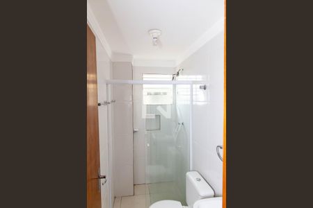 Banheiro de apartamento para alugar com 1 quarto, 33m² em Piraporinha, Diadema