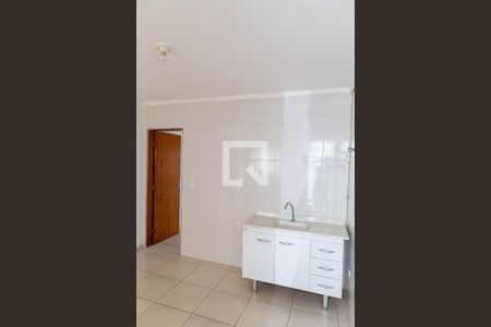 Sala/Cozinha/Area de Serviço de apartamento para alugar com 1 quarto, 33m² em Piraporinha, Diadema