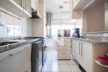 Apartamento à venda com 96m², 3 quartos e 3 vagas Apartamento à venda com 96m², 3 quartos e 3 vagasCozinha