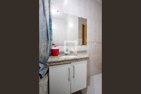 Apartamento à venda com 96m², 3 quartos e 3 vagas Apartamento à venda com 96m², 3 quartos e 3 vagasBanheiro da Suíte