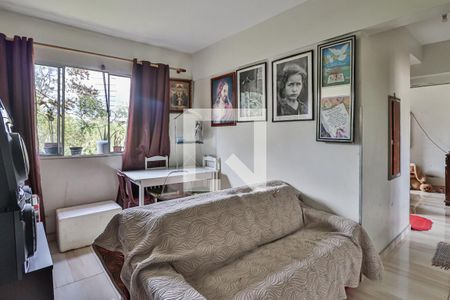 Sala de apartamento à venda com 3 quartos, 68m² em Fernão Dias, Belo Horizonte