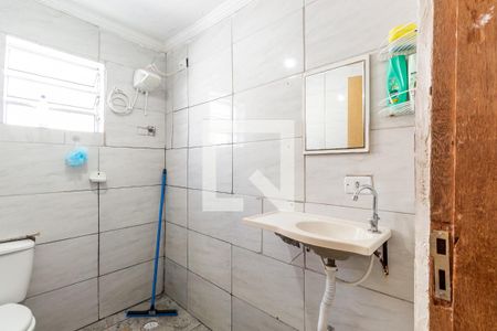 Casa à venda com 70m², 3 quartos e 1 vaga Casa à venda com 70m², 3 quartos e 1 vagaBanheiro