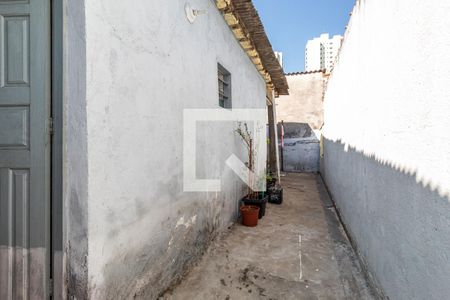 Casa à venda com 70m², 3 quartos e 1 vaga Casa à venda com 70m², 3 quartos e 1 vagaCorredor