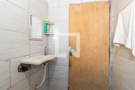 Casa à venda com 70m², 3 quartos e 1 vaga Casa à venda com 70m², 3 quartos e 1 vagaBanheiro