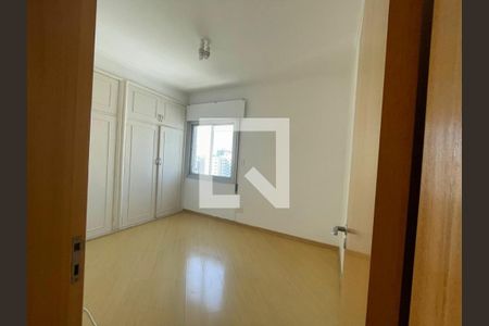 Apartamento à venda com 3 quartos, 230m² em Higienópolis, São Paulo