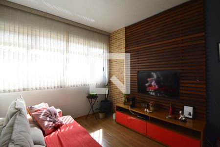 Sala de apartamento para alugar com 3 quartos, 70m² em Carlos Prates, Belo Horizonte