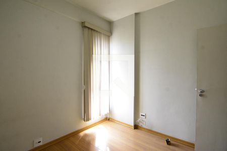 Quarto 2 de apartamento para alugar com 3 quartos, 70m² em Carlos Prates, Belo Horizonte