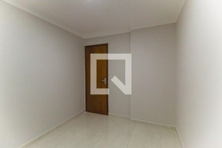 Quarto 1 de apartamento para alugar com 3 quartos, 68m² em Vila Carmosina, São Paulo