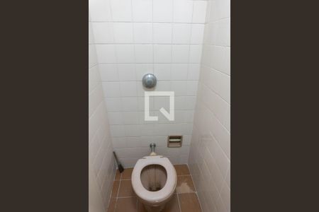 Lavabo de apartamento à venda com 4 quartos, 126m² em Bela Vista, São Paulo