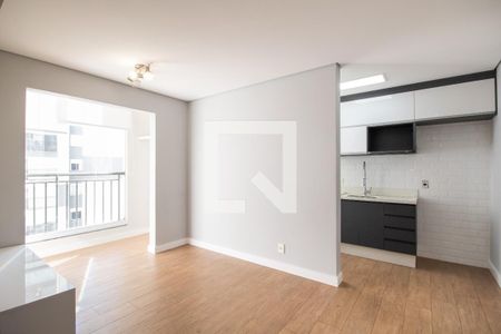 Sala de apartamento para alugar com 2 quartos, 57m² em Continental, Osasco