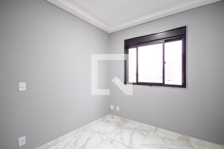 Quarto de apartamento à venda com 1 quarto, 30m² em Km 18, Osasco