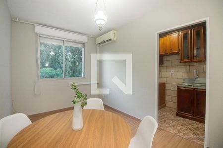 Sala de apartamento para alugar com 2 quartos, 55m² em Jardim Itu, Porto Alegre