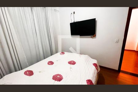 Quarto 1 de casa para alugar com 4 quartos, 173m² em São Cristóvão, Belo Horizonte