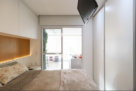 Quarto 1 de apartamento para alugar com 1 quarto, 74m² em Vila Mariana, São Paulo