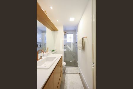 Banheiro de apartamento para alugar com 1 quarto, 74m² em Vila Mariana, São Paulo