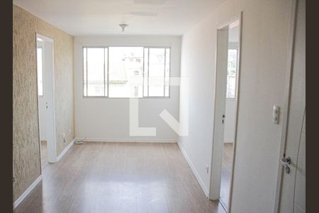 Sala de casa de condomínio para alugar com 3 quartos, 60m² em Itaquera, São Paulo