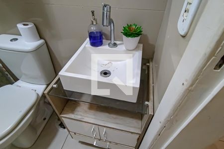 banheiro de casa à venda com 2 quartos, 70m² em Taquara, Rio de Janeiro