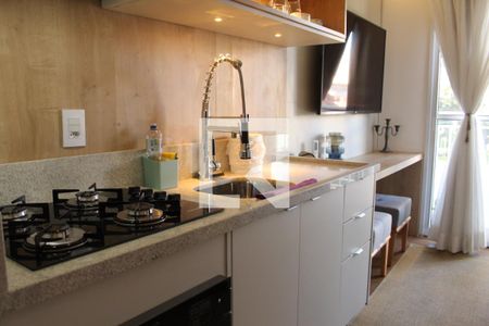 Cozinha de apartamento à venda com 1 quarto, 29m² em Barra Funda, São Paulo