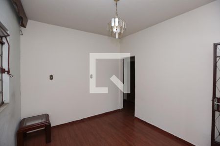 Sala de casa à venda com 3 quartos, 180m² em Eldorado, Contagem