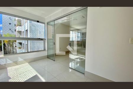 Varanda de apartamento à venda com 4 quartos, 154m² em Lourdes, Belo Horizonte
