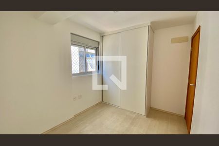 Quarto 01 de apartamento à venda com 4 quartos, 154m² em Lourdes, Belo Horizonte