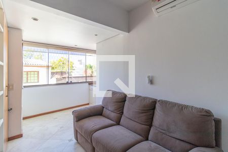 Sala de apartamento à venda com 2 quartos, 60m² em Partenon, Porto Alegre