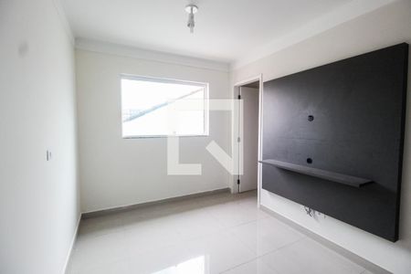 Sala de casa de condomínio para alugar com 2 quartos, 43m² em Vila Mariza Mazzei, São Paulo