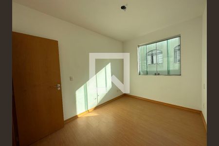 Quarto 2 de apartamento à venda com 4 quartos, 110m² em Sagrada Família, Belo Horizonte
