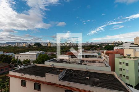 Vista de apartamento à venda com 2 quartos, 80m² em Padre Eustáquio, Belo Horizonte