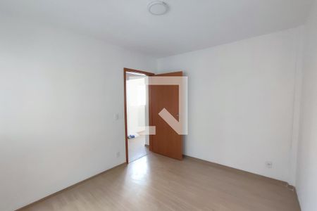 Sala de apartamento para alugar com 2 quartos, 48m² em Taquara, Rio de Janeiro