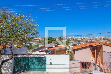 Casa à venda com 229m², 5 quartos e 3 vagas Casa à venda com 229m², 5 quartos e 3 vagasVista