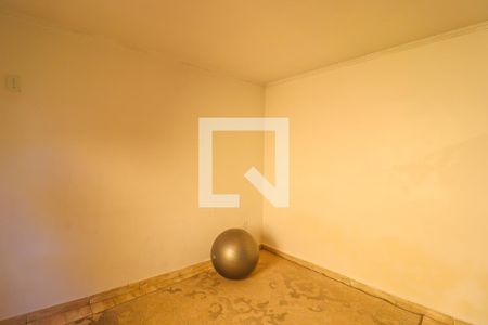 Casa à venda com 229m², 5 quartos e 3 vagas Casa à venda com 229m², 5 quartos e 3 vagasEdícula