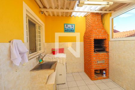 Casa à venda com 229m², 5 quartos e 3 vagas Casa à venda com 229m², 5 quartos e 3 vagasÁrea gourmet