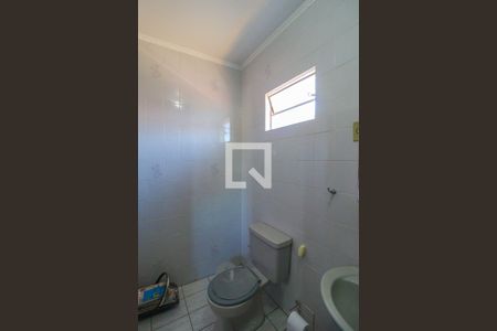 Casa à venda com 229m², 5 quartos e 3 vagas Casa à venda com 229m², 5 quartos e 3 vagasSuíte