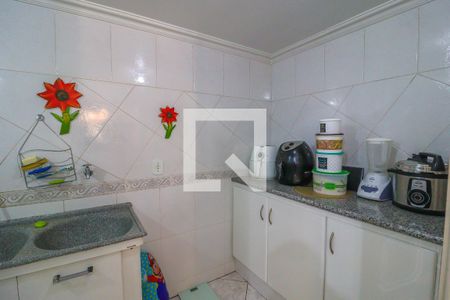 Casa à venda com 229m², 5 quartos e 3 vagas Casa à venda com 229m², 5 quartos e 3 vagasÁrea de Serviço