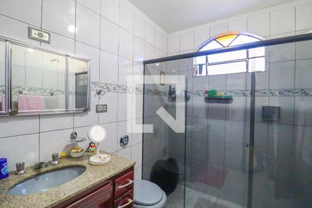 Casa à venda com 229m², 5 quartos e 3 vagas Casa à venda com 229m², 5 quartos e 3 vagasBanheiro