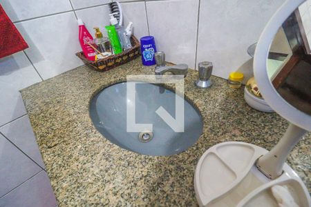 Casa à venda com 229m², 5 quartos e 3 vagas Casa à venda com 229m², 5 quartos e 3 vagasBanheiro