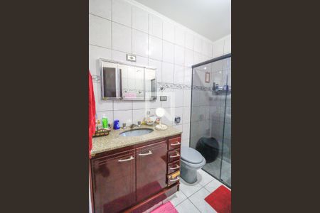 Casa à venda com 229m², 5 quartos e 3 vagas Casa à venda com 229m², 5 quartos e 3 vagasBanheiro