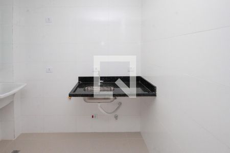 Cozinha e Área de Serviço de apartamento para alugar com 2 quartos, 40m² em Vila Antonieta, São Paulo