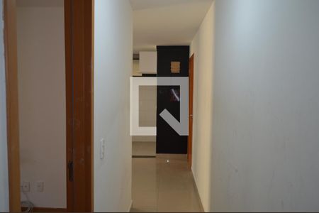 Corredor Sala de apartamento para alugar com 2 quartos, 50m² em Cidade São Mateus, São Paulo