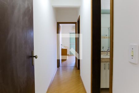 Corredor de apartamento para alugar com 2 quartos, 93m² em Campestre, Santo André